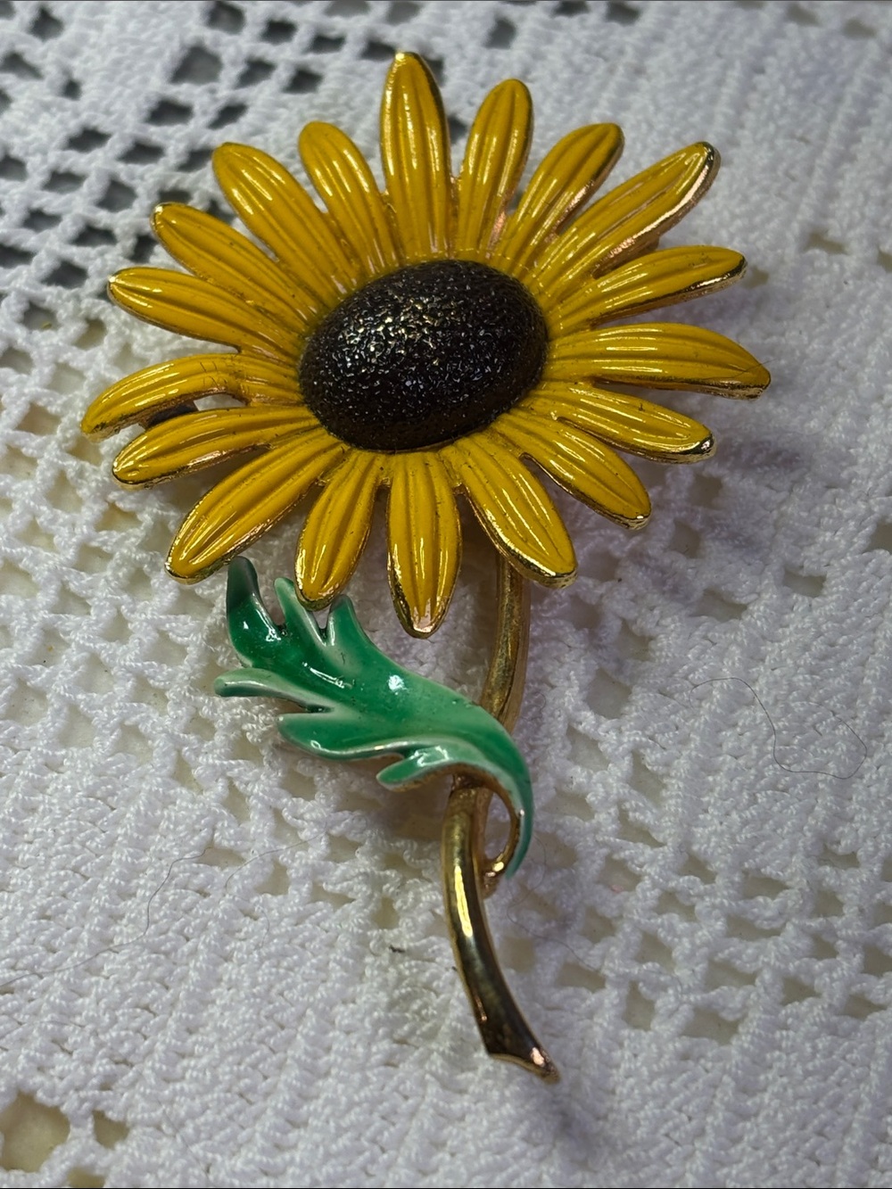 Lovely enameled Sunflower Brooch